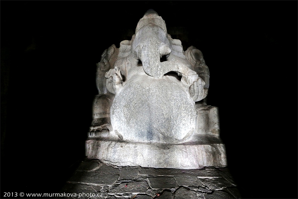 HAMPI - GANESH TEMPLE