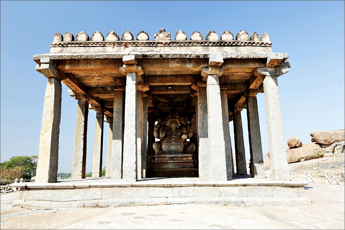 HAMPI - GANESH TEMPLE