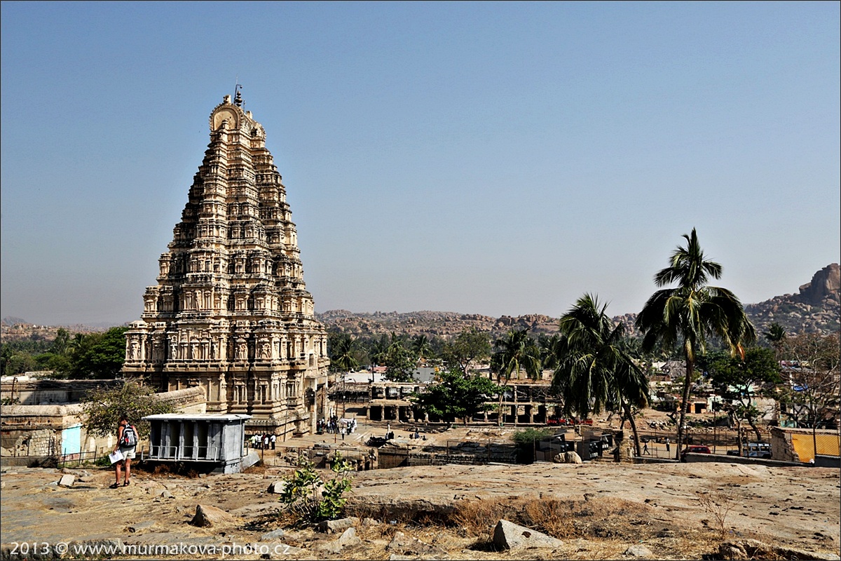 HAMPI - Virupaksha Temple