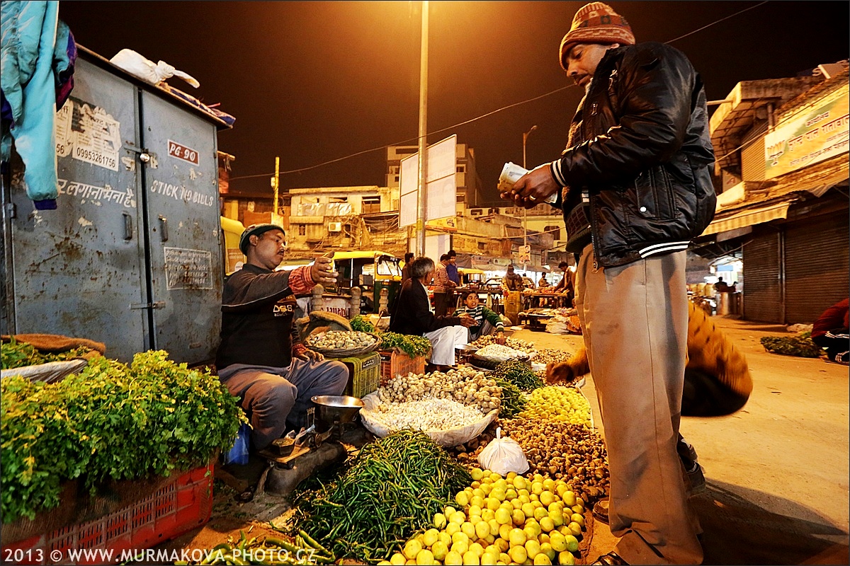 New Delhi - bazar